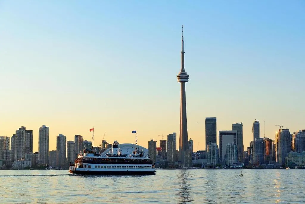 Luxury Condo With Cn Tower View Toronto Apartment